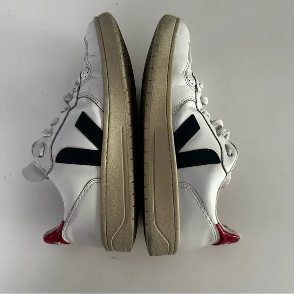 Veja‎ V-10 Sneakers White Navy Red Low Top Women’s 8 - Image 3