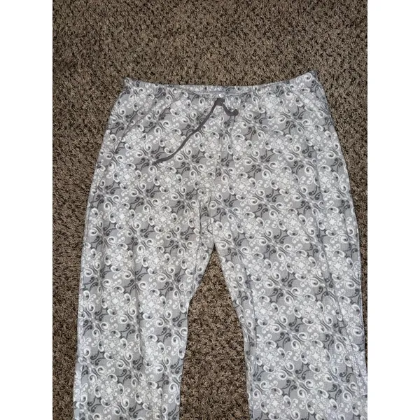 Goodnight Kiss Women's Gray Thermal 2pc Pajama Set Size‎ XL - Image 9