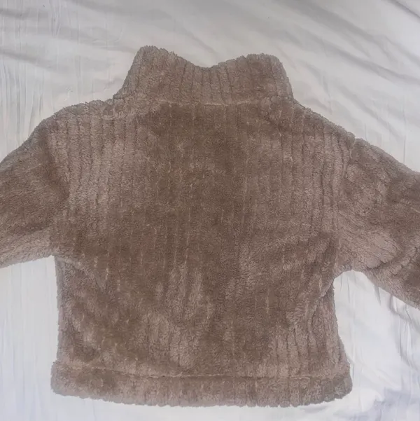 beige tan fuzzy shacket jacket Size M - Image 3