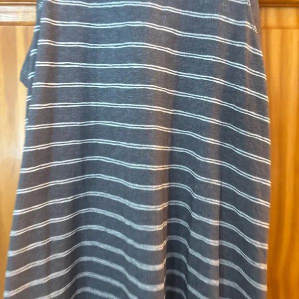 Athleta Size Small Grey Breezy Striped Tank Top - Image 3