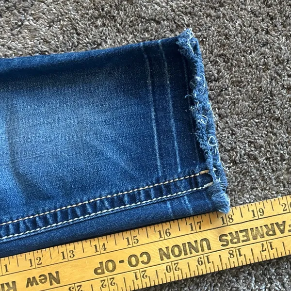 Miss Me Indigo Denim Capris - Image 6