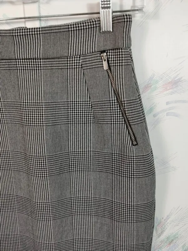 H&M Houndstooth Skirt - Image 2