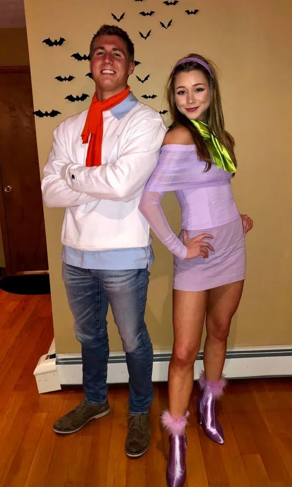Daphne Halloween Costume Size XS - Image 2