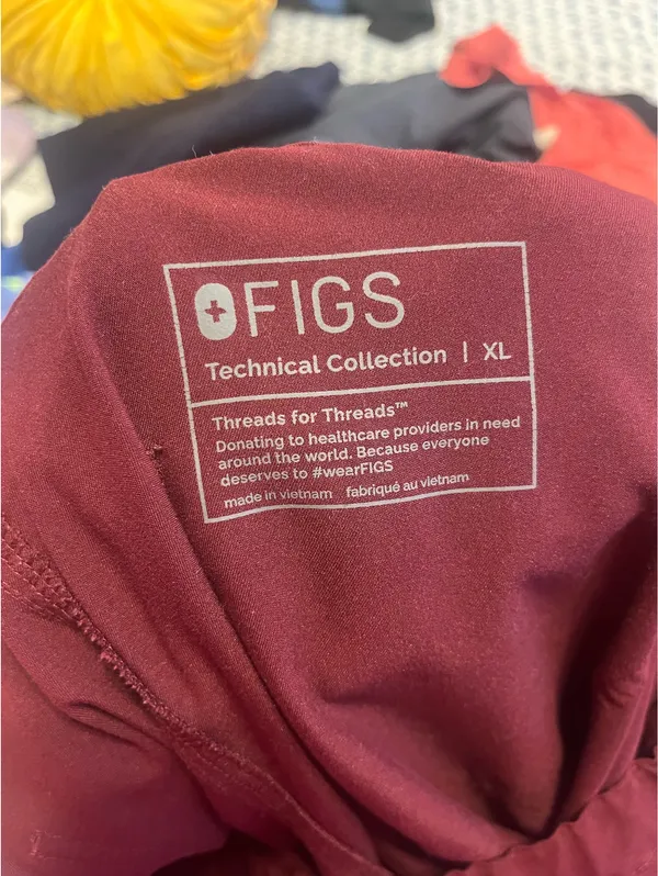 FIGS Scrub Pants - Image 4