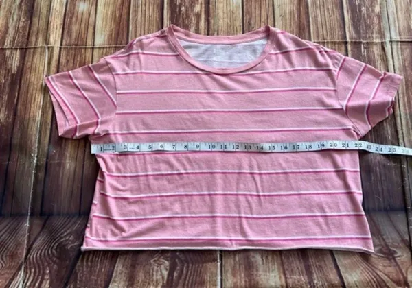 PINK Victorias Secret Womens Short Sleeve Round Neck Crop Top Pink Size Medium - Image 4