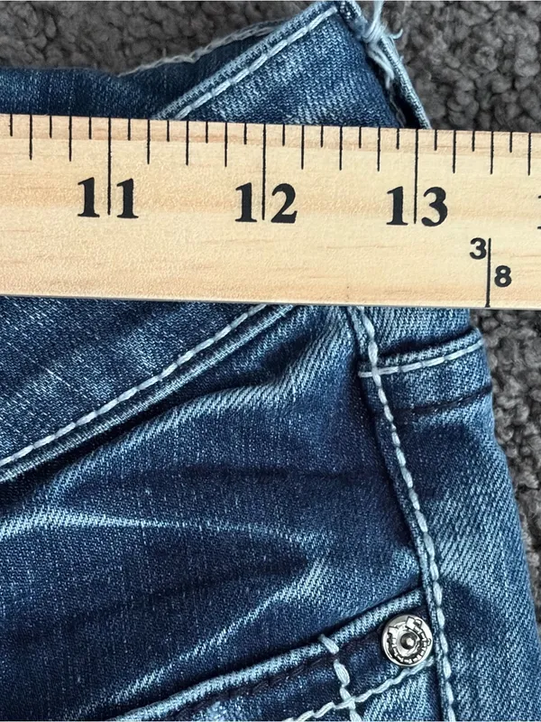 Cowgirl Tuff Co. Cowgirl Up mid rise bootcut flare embellished med wash denim jeans Sz 2 western - Image 12