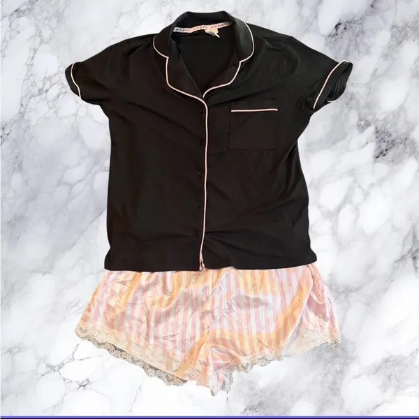 Joyspun Black Pajama Top Pink Trim Size Small‎ - Image 2