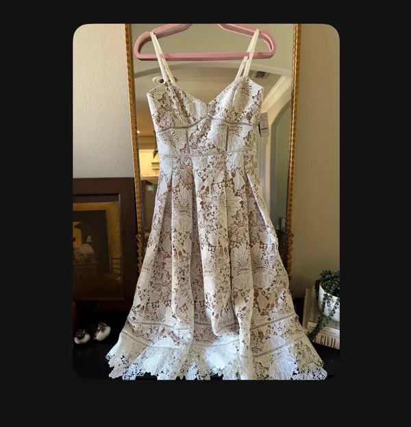 White House Black Market white lace midi dress with floral pattern, size 0 #lace #floral - Image 2