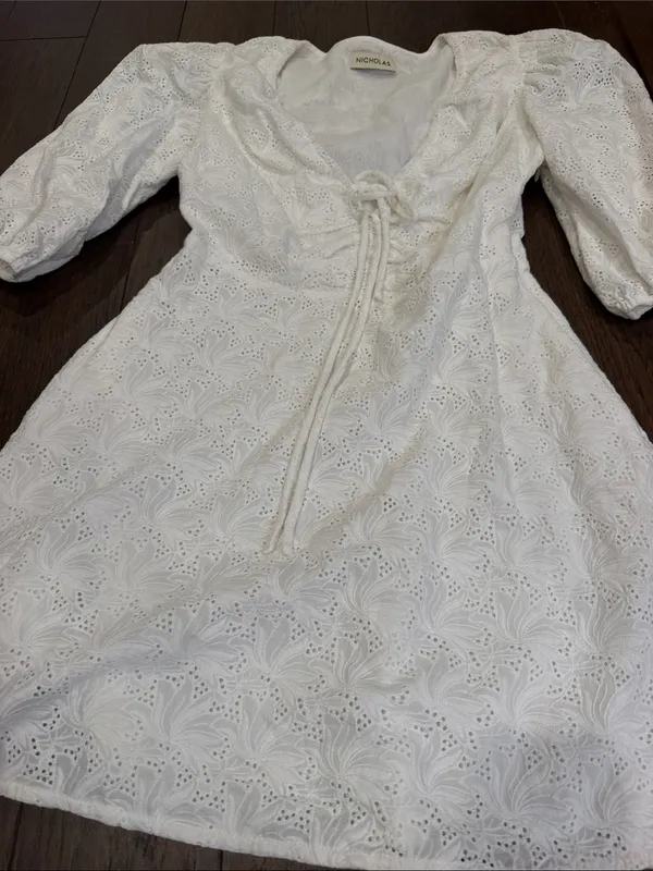 Nicholas Danni Bow-Detailed Broderie Anglaise Mini Size 8 - C30-143 - Image 3