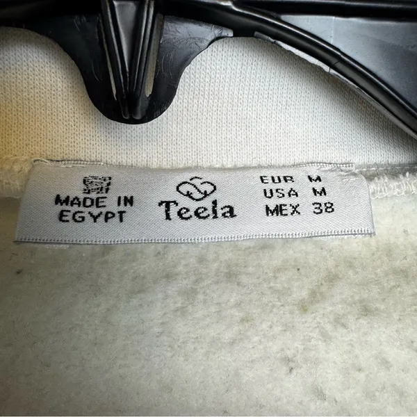 Teela half zip black and white active top size medium athleisure fleece lined - Image 5