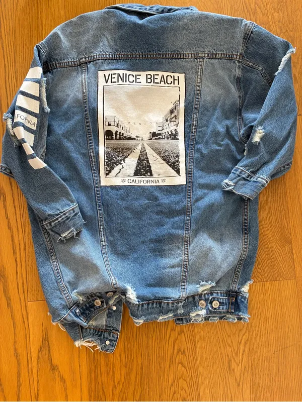 Fiore Oversized Denim Jacket with Beach Detail Womens Small - Image 4