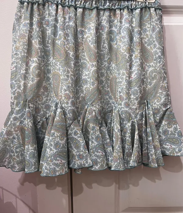 Boutique Skirt - Image 2