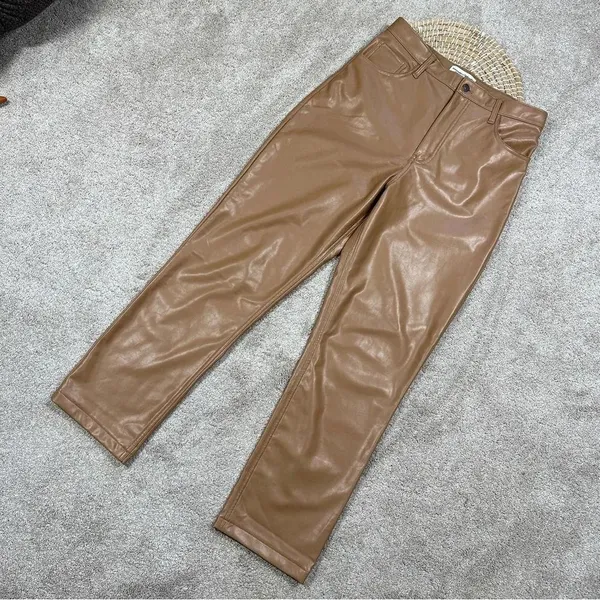 Abercrombie & Fitch Curve Love 90s Straight Ultra Hi Rise Pants Vegan Leather 31 - Image 4
