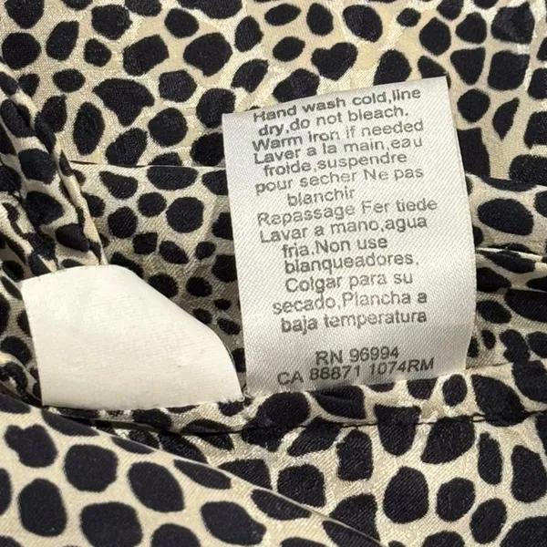 Halston Heritage Robe Silk Old Money Quiet Luxury Mob Wife Regency Animal Print Medium - Image 5