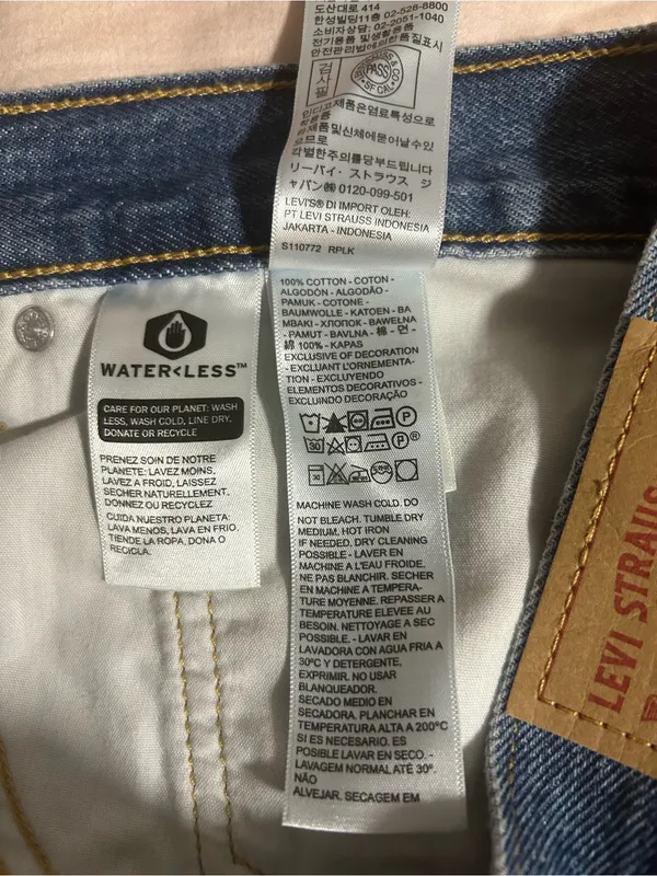 Levi's Classic Denim Icon Skirt Size 33 - Image 5