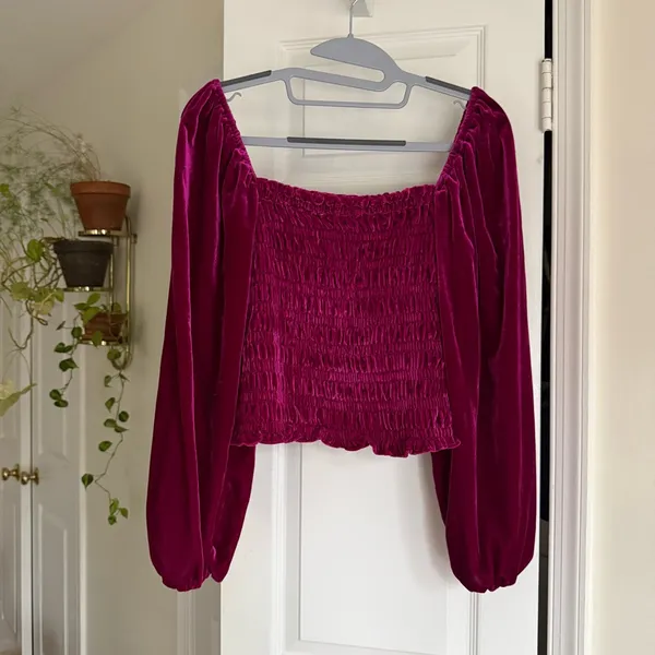 Anthropologie Jewel-Tone Pink Puff-Sleeve Velvet Blouse Peasant Smocked - Size S - Image 6