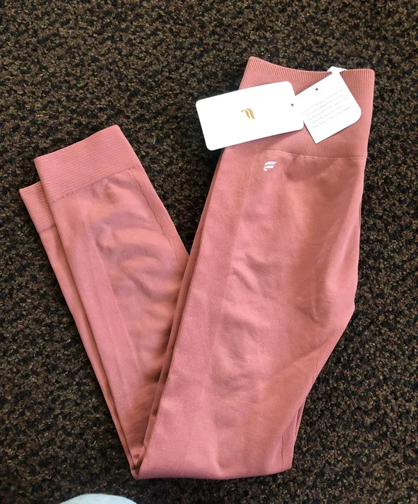 Fabletics High-Waisted Seamless Rib 7/8 Leggings - Image 2