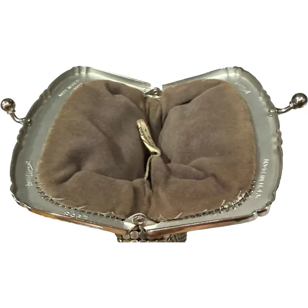 Whiting & Davis Vtg 1940s Gold Mesh Finger Purse‎ Clutch Coin Holder Kisslock US - Image 3