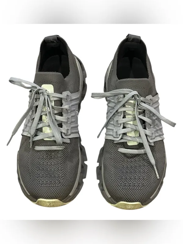 On cloud cloudswept gray green women’s athletic sneakers 8 - Image 2