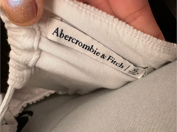 Abercrombie & Fitch White Open Back Button Front Maxi Dress - Image 9