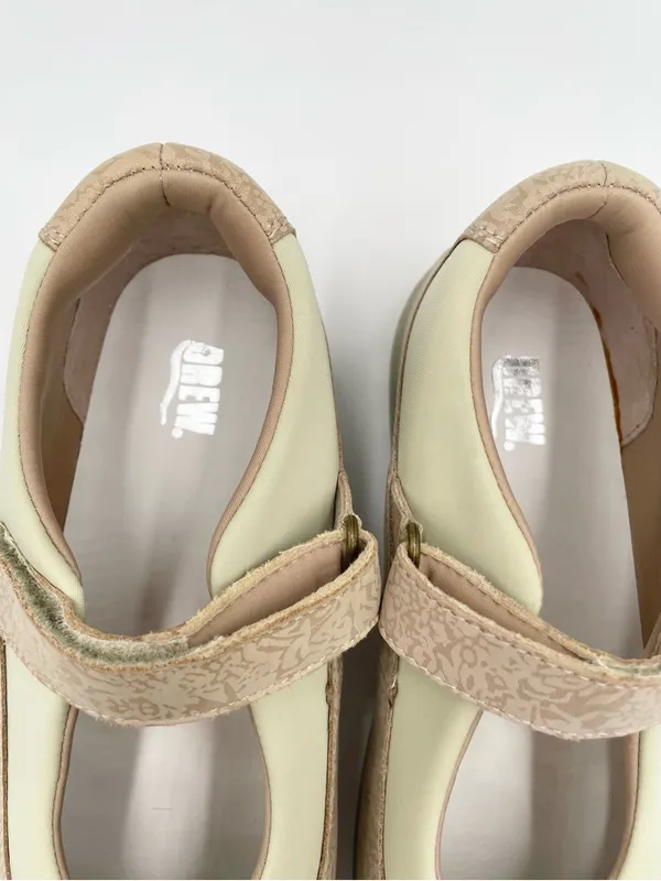 DREW Rose Mary Jane Flats Comfort Shoes Women's Size 7.5 Wide Bone Tan Floral - Image 5