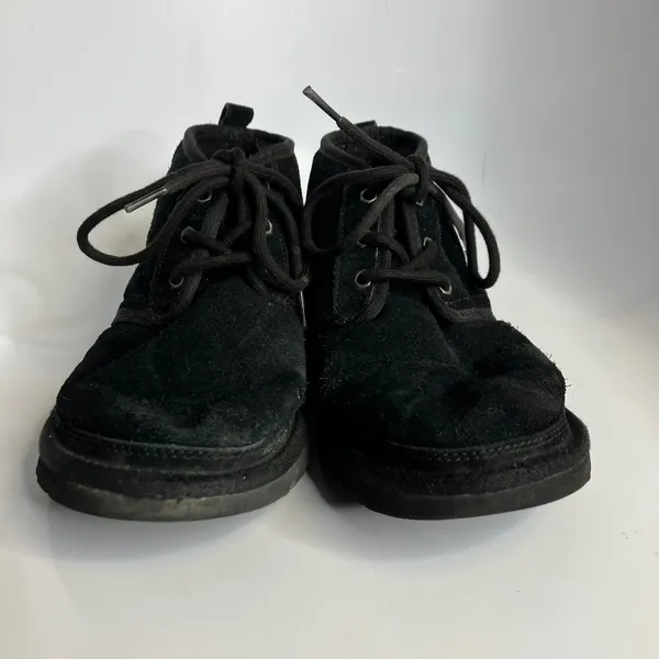 UGG black‎ suede Neumel chukka boots women's size 6 trendy cozy winter casual - Image 3