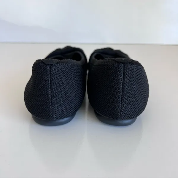 Vivaia Women's‎ Bibi Pointed-Toe Bow Flats (Azura) in Black - Image 7