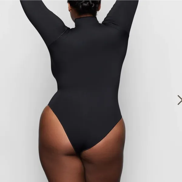 Skims Essential Mock Neck Long Sleeve Bodysuit - Image 3