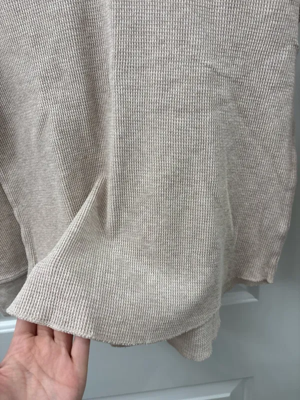 Everlane 100% organic cotton long sleeve turtleneck top waffle knit thermal - Image 3