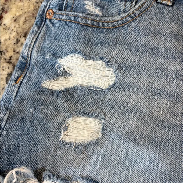 Aeropostale Women's Light Blue Distressed Jean Shorts - Image 2