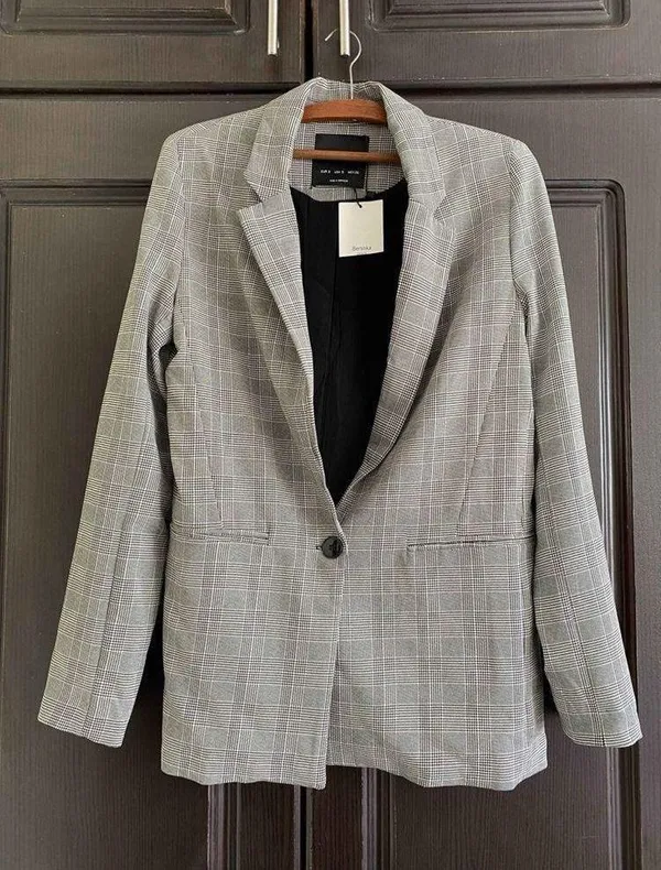 Bershka 70- NWT  Plaid Blazer XS - Image 3