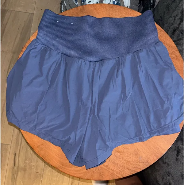 Women’s seamless waistband shorts joylab - Image 2