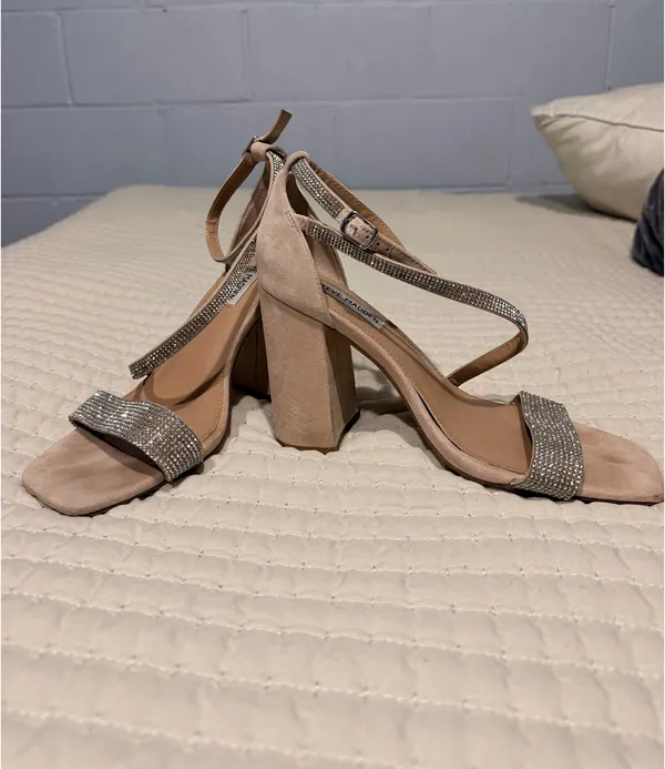 Steve Madden Heels Suede - Image 4