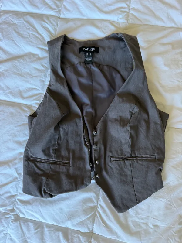 Crop top vest - Image 2