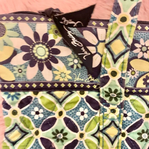 Vera Bradley tote - Image 3