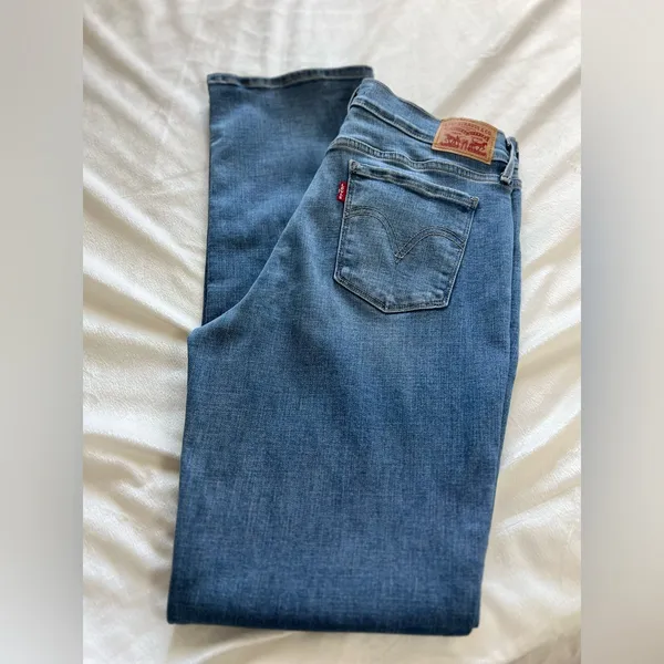 Levi's Women's Straight Leg Jeans‎ in Blue Size 10 - Image 10