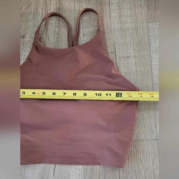 Brown Old Navy Size Medium Workout Tank - Image 7