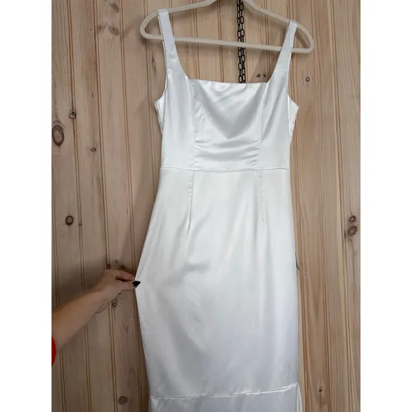 NWOT Lulus Luxe Loveliness White Satin Backless Mermaid Maxi Dress Bridal Gown S - Image 5