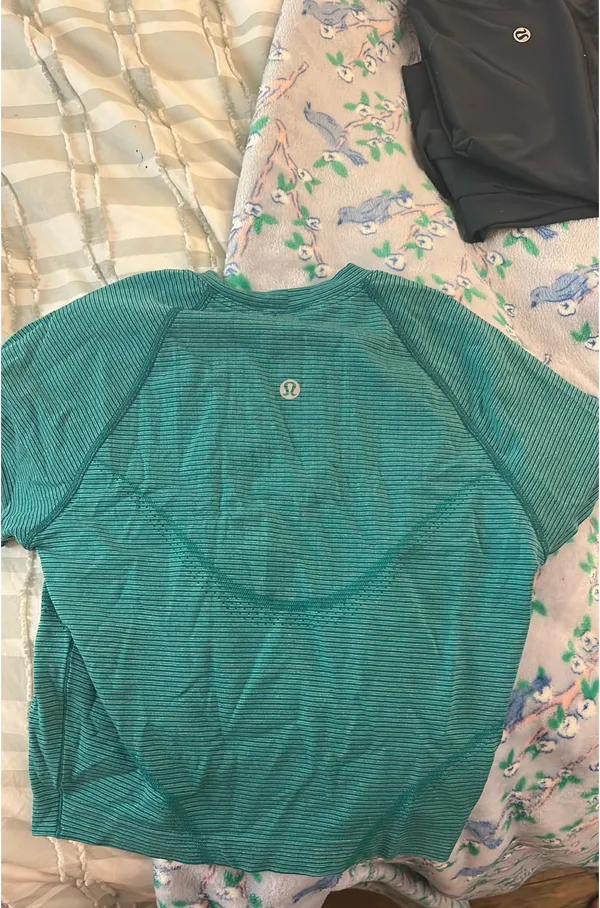 Lululemon Align Cropped Shirt - Image 2