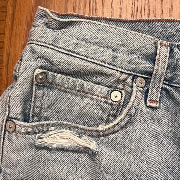 AGOLDE Parker Vintage Distressed Cut Off‎ Denim Shorts in Swapmeet Size 26 - Image 11