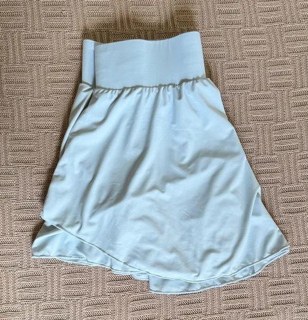 Light Blue Flowy Swim Skort Size Small - Image 9