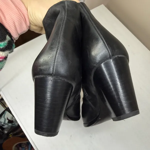 Frye Jennifer Black Leather Ankle Boots Sz 8 Western Americana Country - Image 11