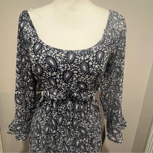 NWT Lulus Navy Blue Paisley Tiered Cutout Midi Dress women's size small - Image 9
