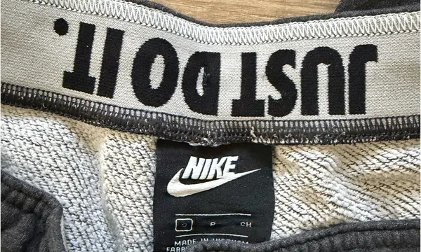 Nike Sweatpants Grey - Image 7