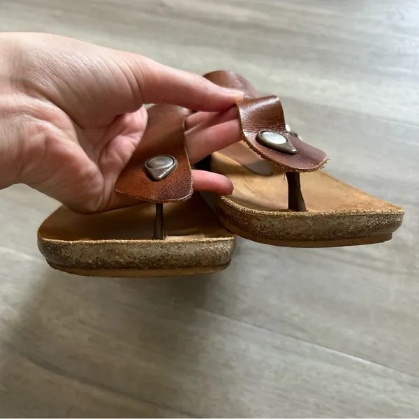 Yokono Made in Spain Ibiza Brown T-Strap Leather Sandals Size 7.5 - Image 8