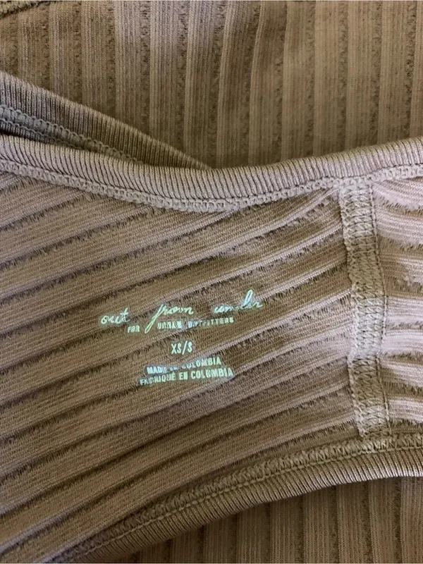 Out From Under Urban Outfitters Brown Ribbed Long Sleeve Crop Top XS S Y2K - Image 5