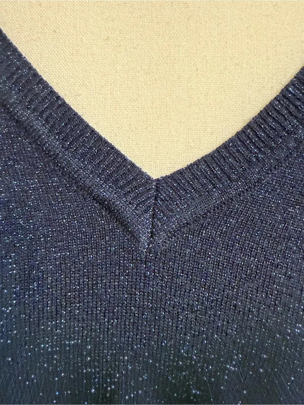Sam Edelman | Navy Sparkle V-Neck Crop Sweater - Image 4