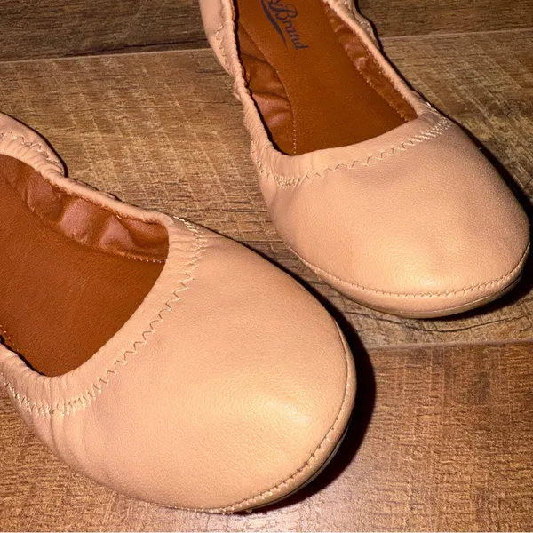 Lucky Brand Emmie Gold/Metallic Nude Ballet Flats – Size 7/37 - Image 4