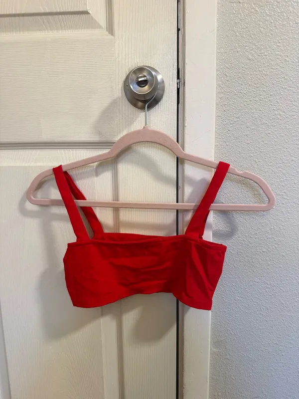 Edikted cropped red top - Image 3