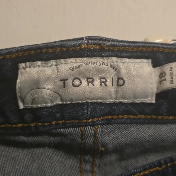 torrid Dark to Medium Wash Distressed Denim Bermuda Shorts - Image 5